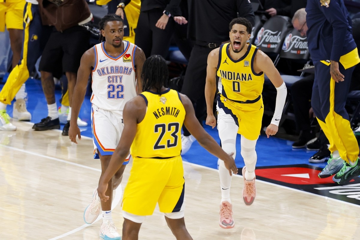 Fans React to Slow-Mo Video of Tyrese Haliburton's Game-Winner vs. OKC