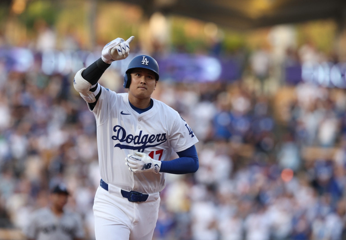 Shohei Ohtani Ties Dodgers Record With Historic Homer