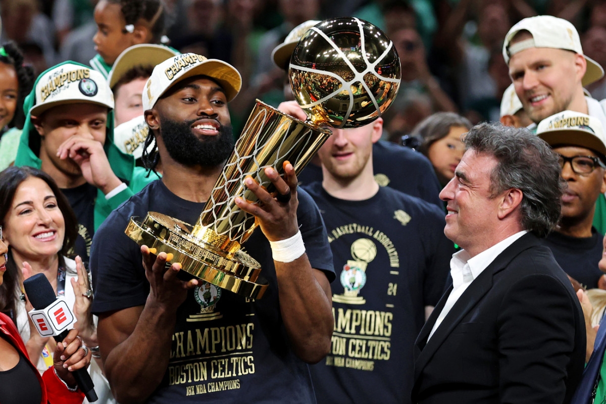 Celtics Owner Reminds Knicks Fans Who's Boss With Simple Comment