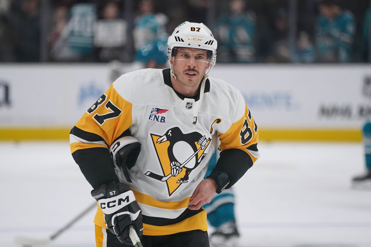 NHL Analyst Outlines Scenario for Possible Sidney Crosby Trade