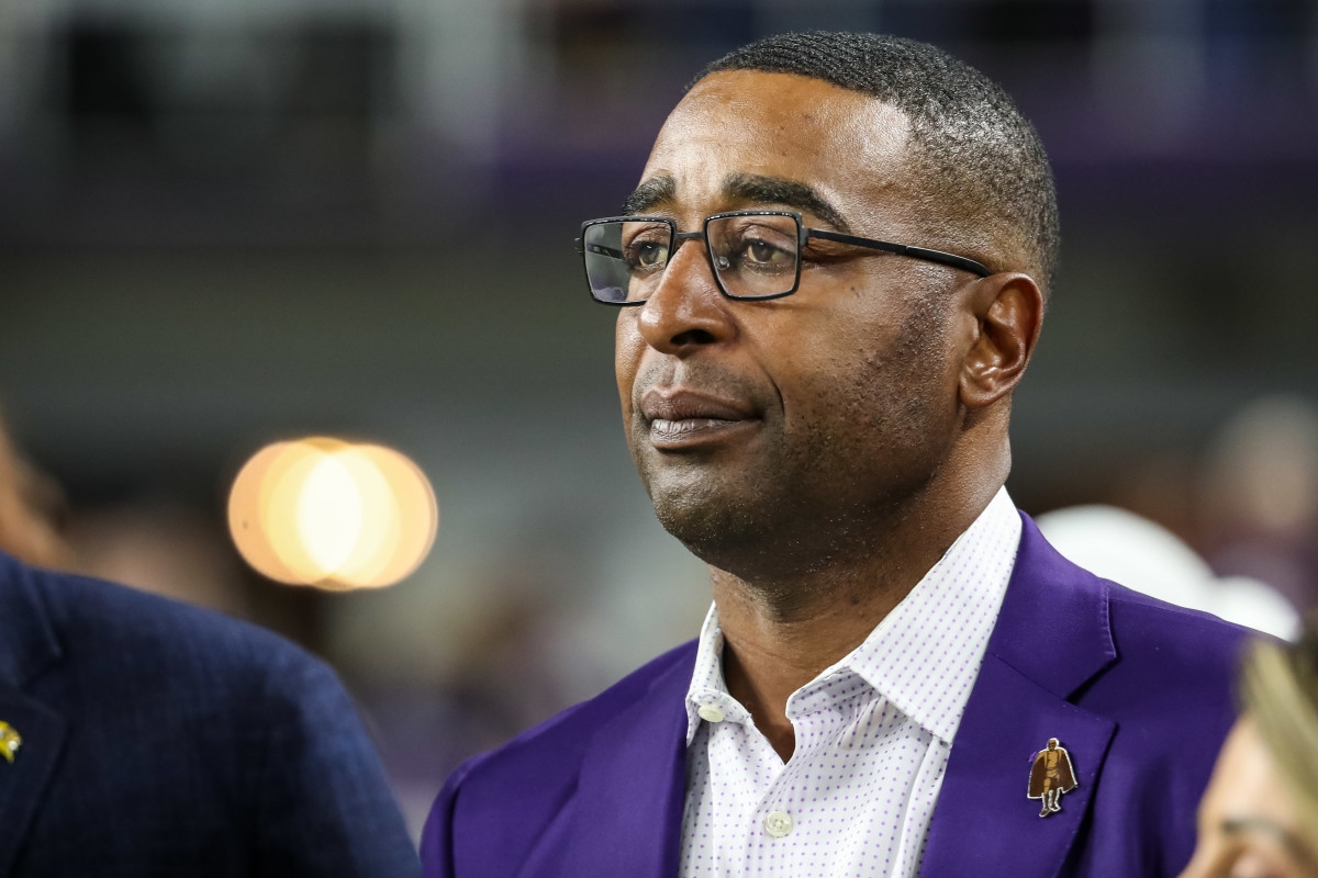 Asante Samuel Calls Out Vikings' Cris Carter for Chad Johnson Criticism