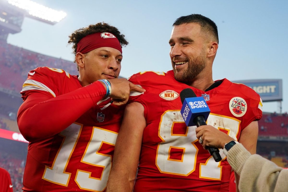 Travis Kelce's Wordless Reaction to Patrick Mahomes' Latest Instagram Post