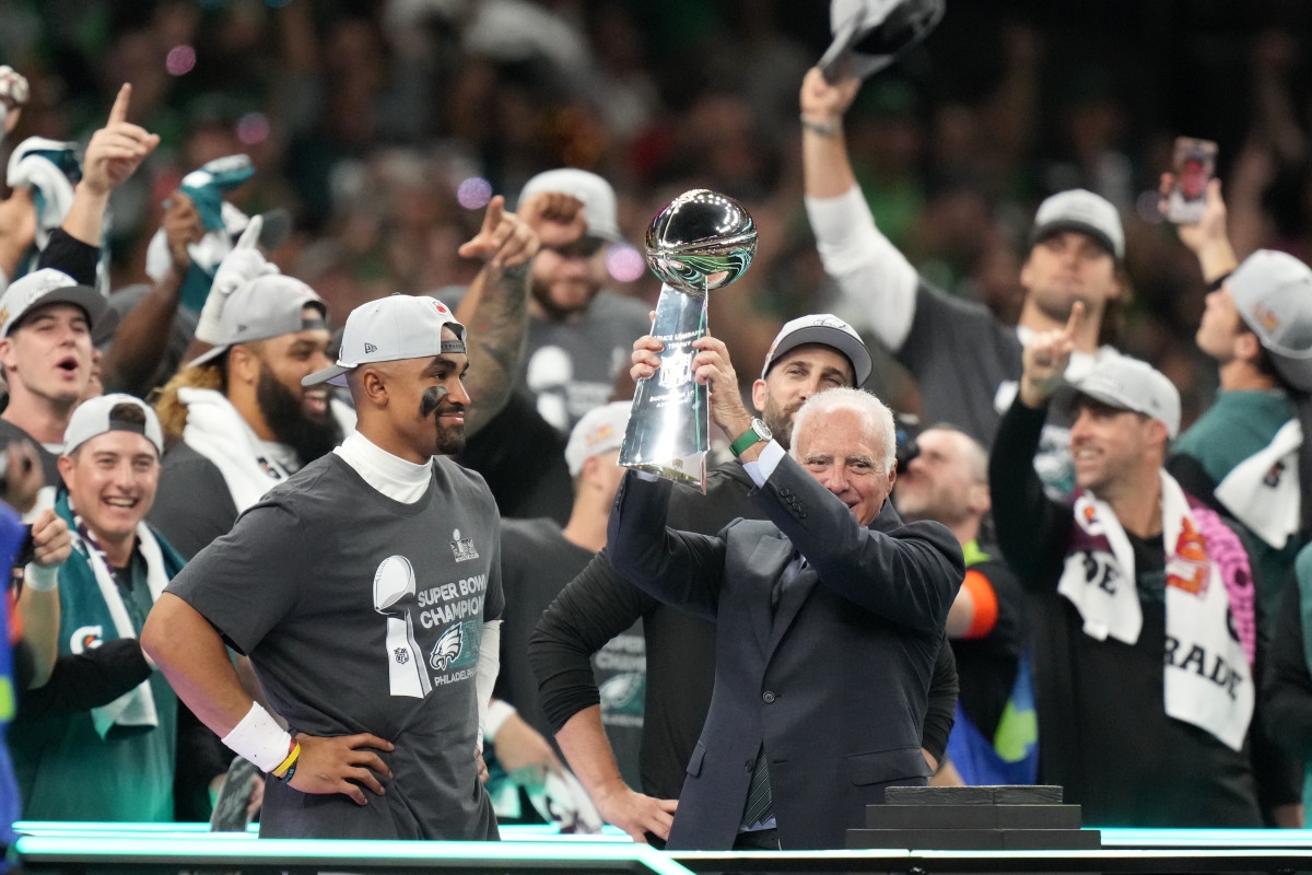 Philadelphia Eagles 'Torn' About Major Move Regarding New Stadium