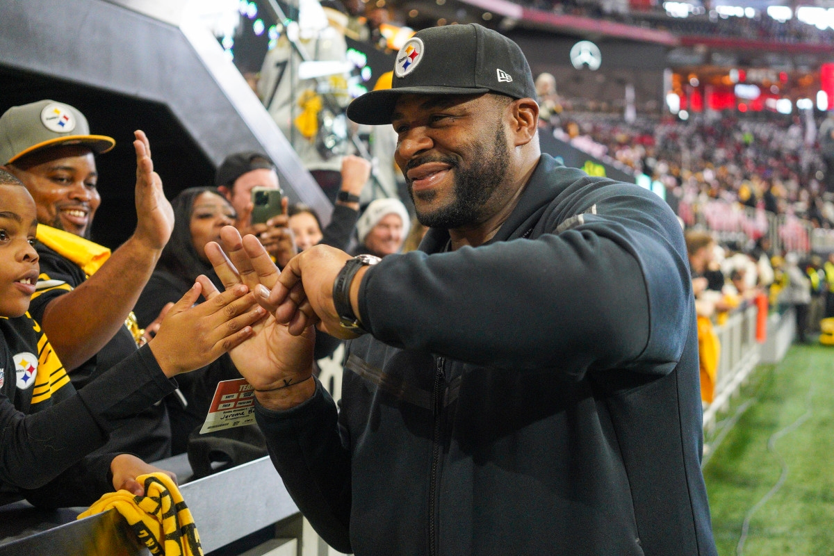 Congratulations Pouring In For NFL Legend Jerome Bettis
