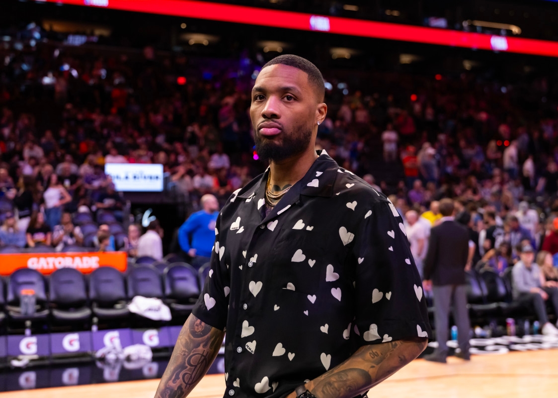 NBA Sources Used 1 Word to Describe Damian Lillard's True Reaction to Bucks Waiver