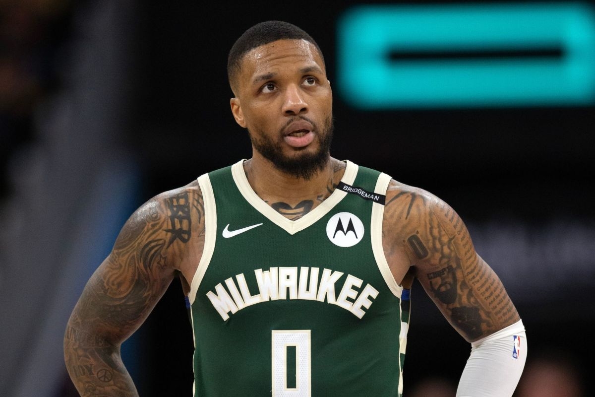 Why Warriors Should Avoid Targeting Damian Lillard After Bucks' Decision