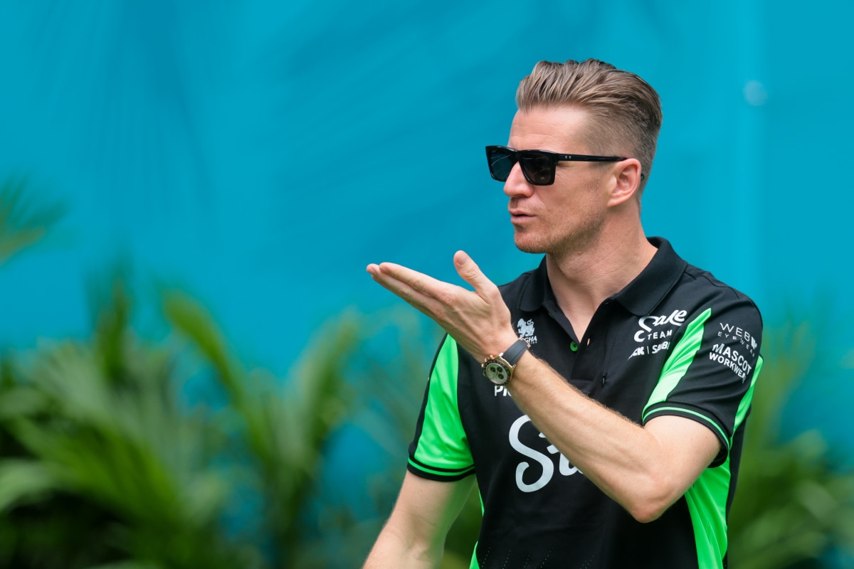 Nico Hulkenberg Opens Up on Fending Off Lewis Hamilton's Late Charge at British GP