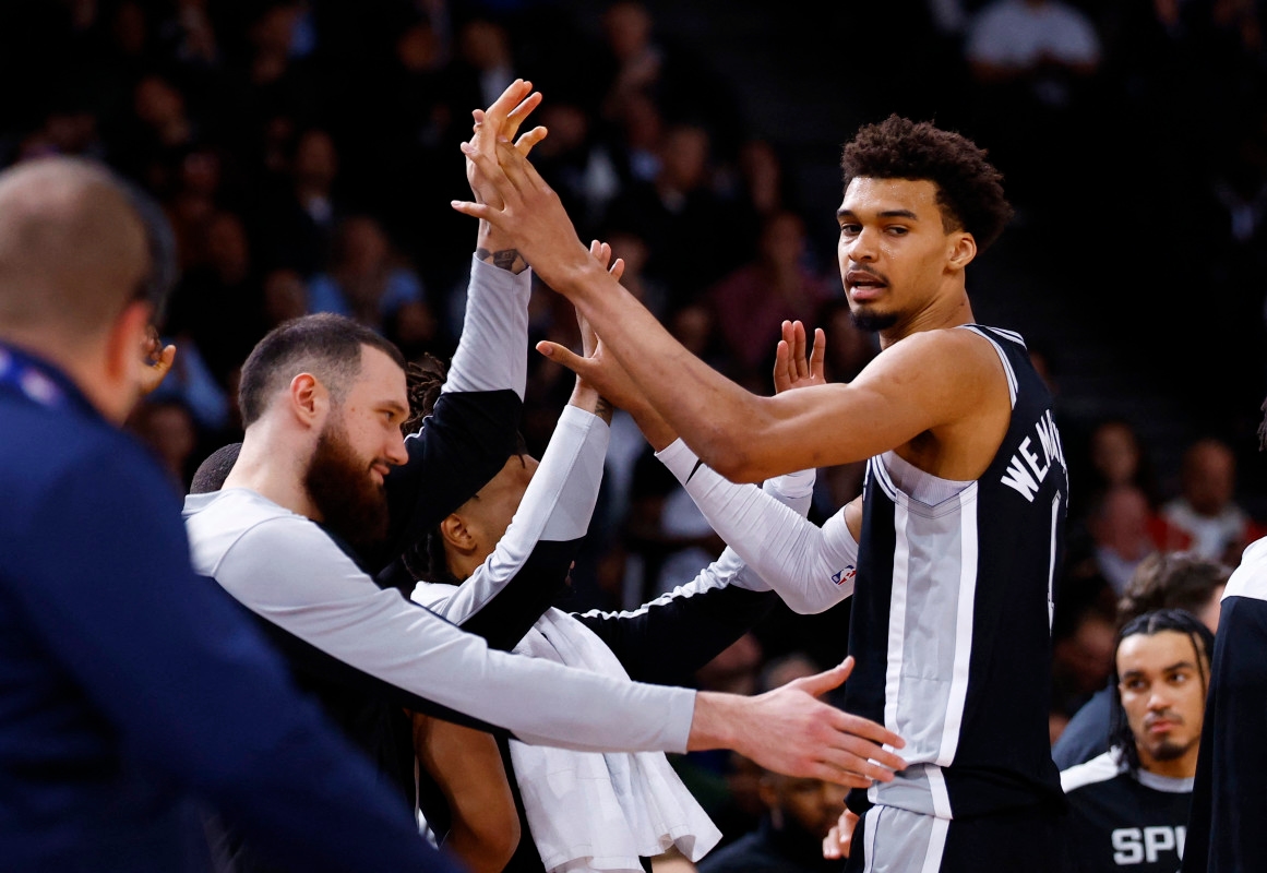 Spurs Send Message to Victor Wembanyama's Former Teammate After Career Decision