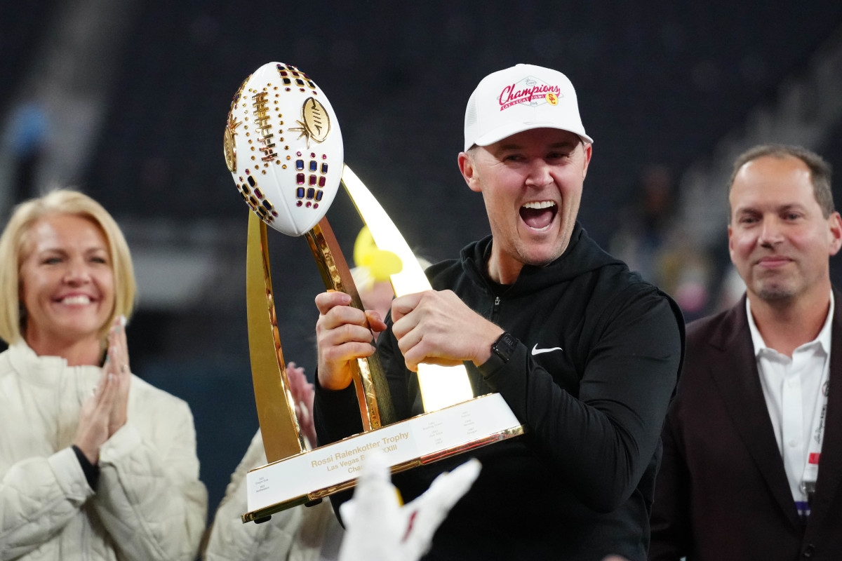 USC's 'Best Case Scenario' Revealed Before 2025 College Football Season