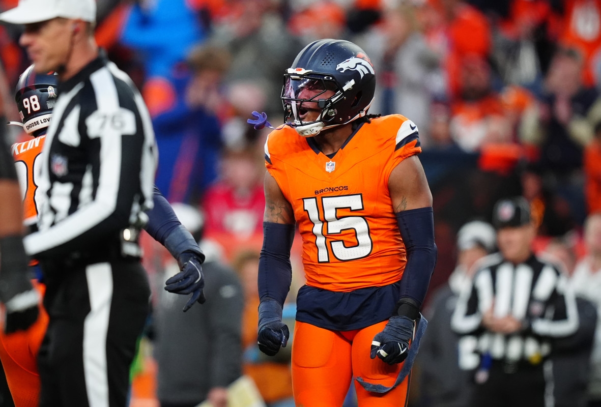 Broncos Star Edge Rusher Nik Bonitto Told to Bet on Himself in Hunt for New Contract