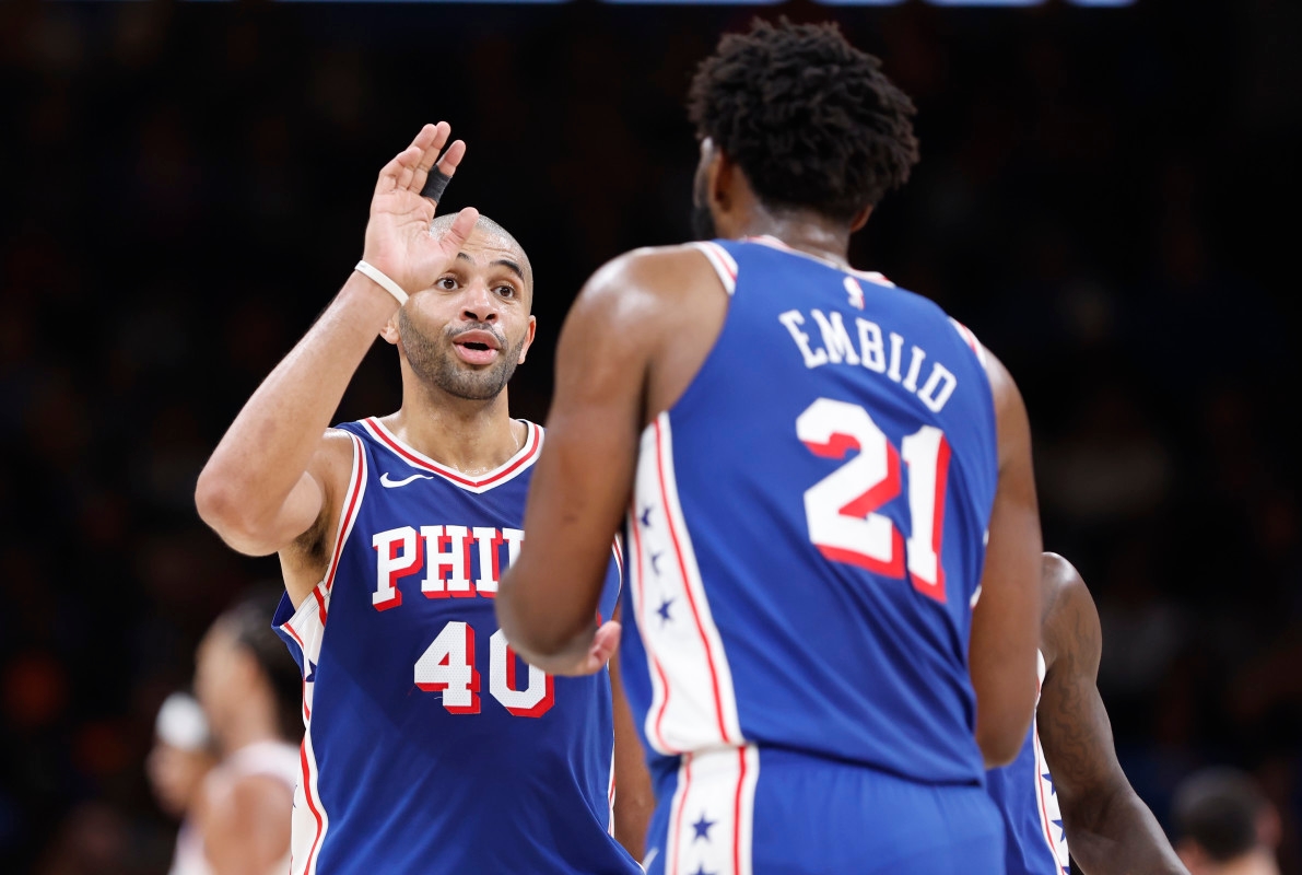 Joel Embiid's Ex-Teammate's Candid Reaction to 76ers Star's Knee Issues