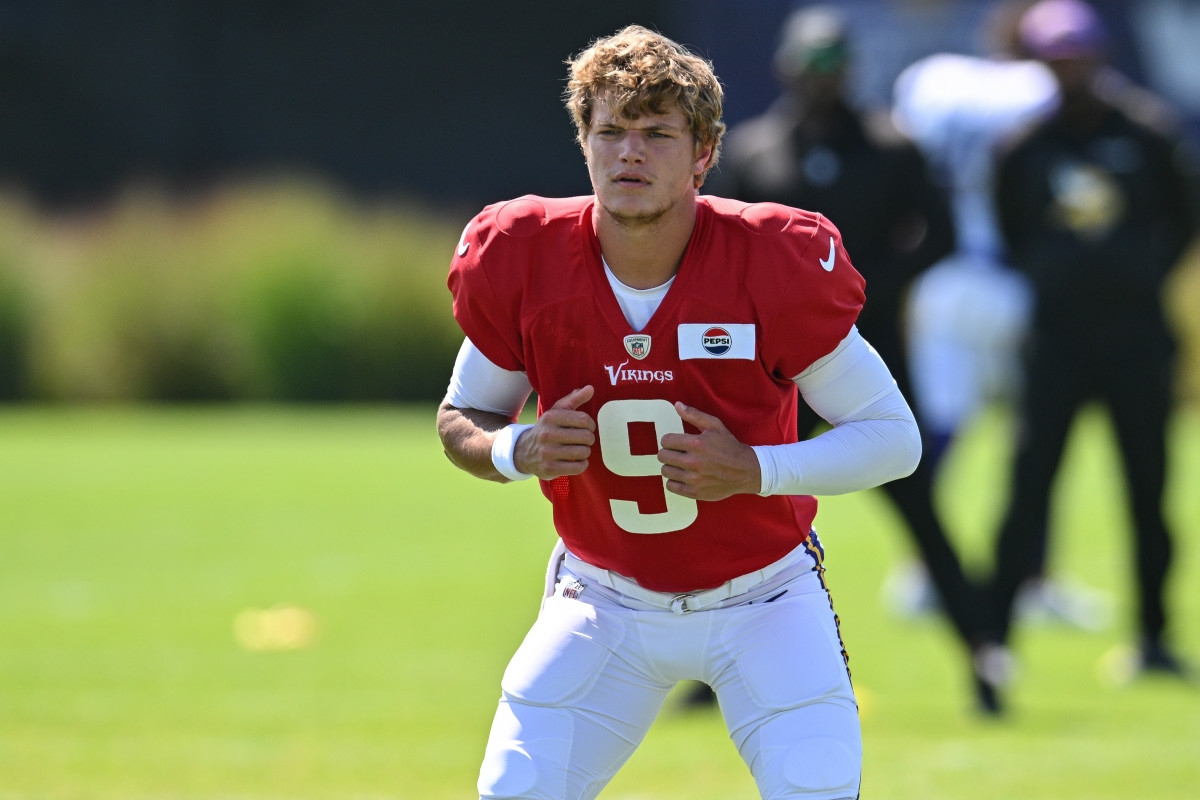 NFL Insider Reveals J.J. McCarthy's Interesting Offseason Training Details
