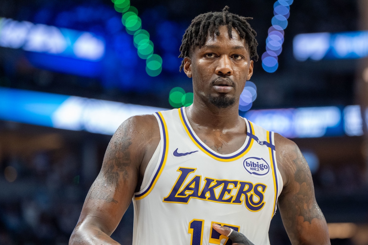 Former Florida Star Declines $15.4 Million Player Option with Lakers