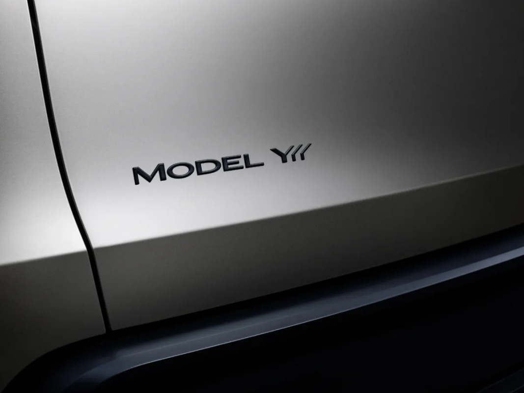 Tesla's New Model Y L Brings More Space and More Power — But Only for China