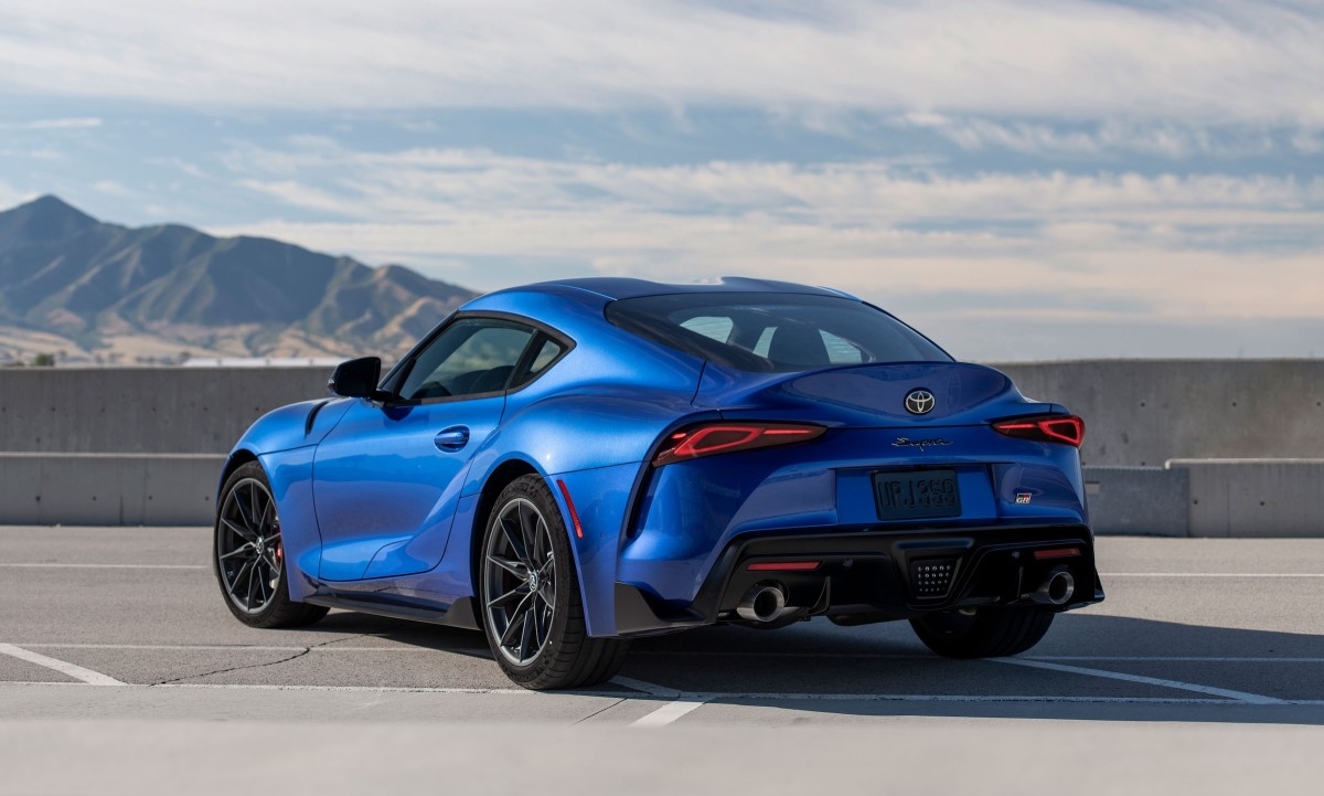 The best manual transmission cars of 2025