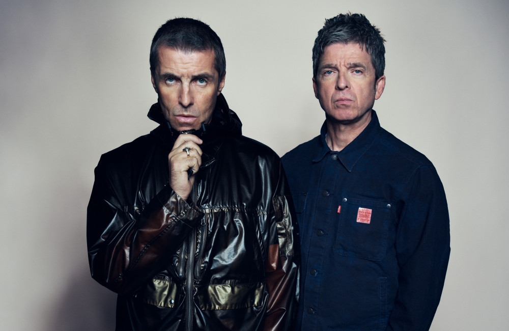 Oasis eye return to No.1