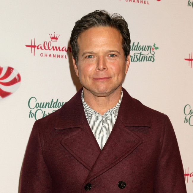 Scott and Kelley Wolf barred from discussing divorce with their kids
