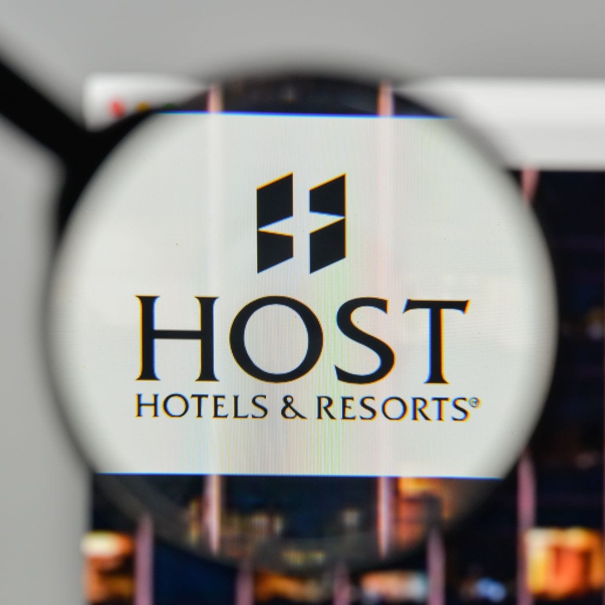 How Is Host Hotels & Resorts' Stock Performance Compared to Other REIT Stocks?