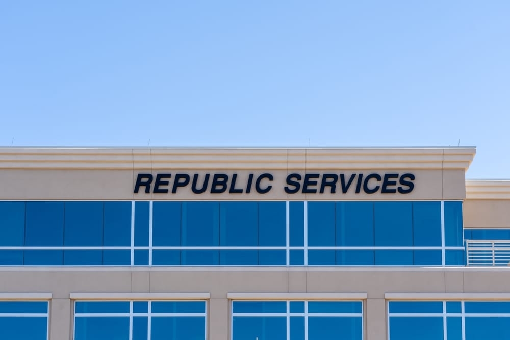 What You Need to Know Ahead of Republic Services' Earnings Release