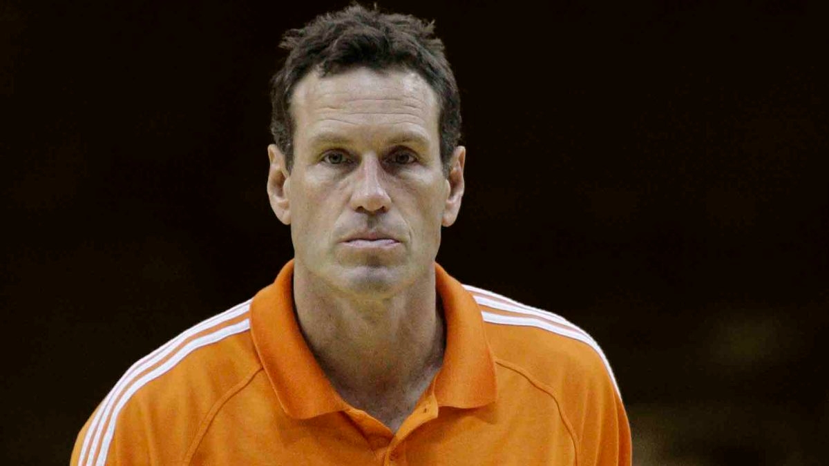 "He kept on playing because he's almost superhuman" - Paul Westphal said doctors were stunned Dan Majerle kept playing through brutal injuries