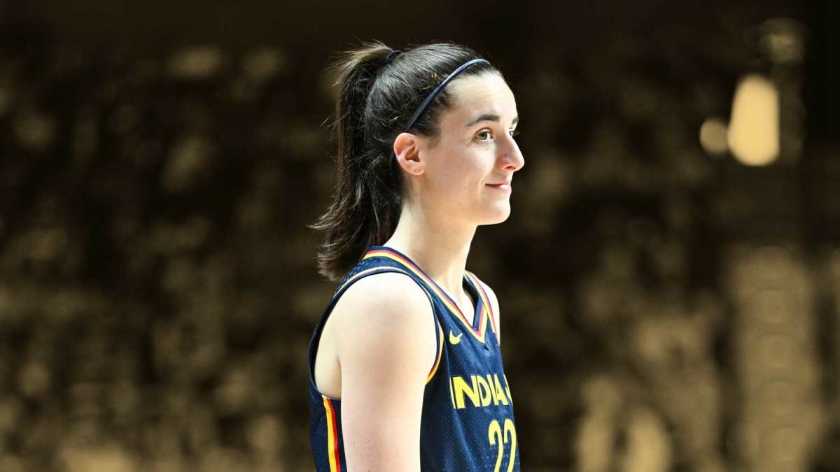 Caitlin Clark's one-of-a-kind rookie card sells for $660,000: "The highest-selling women's sports trading card of ALL-TIME!"