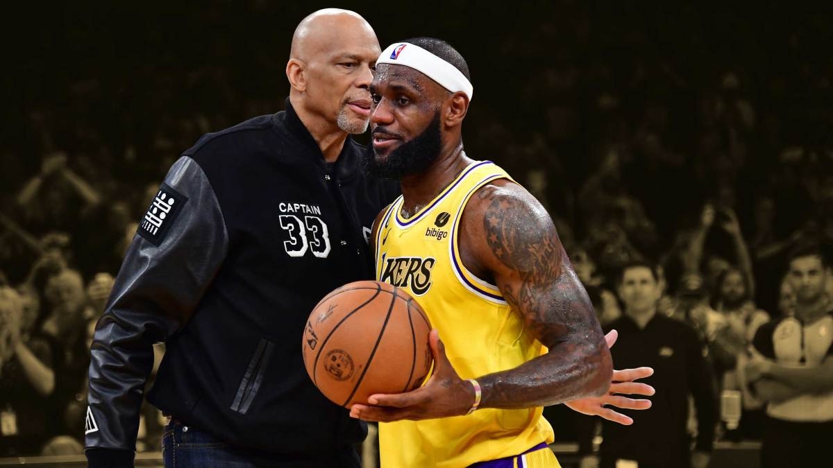 "It's as if I won a billion dollars in a lottery and 39 years later someone won two billion dollars" - Kareem set the record straight after LeBron passed his All-Time scoring mark