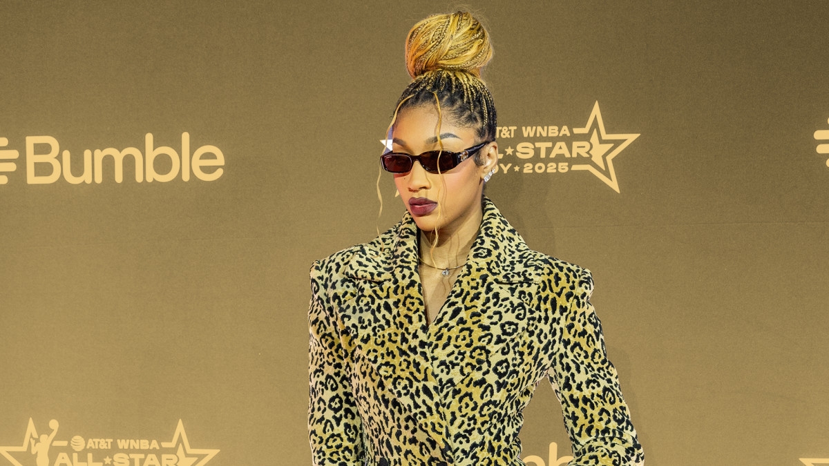 "That was the first time I had seen negativity like that on social media" - Angel Reese on the moment she had to change her entire lifestyle after experiencing intense cyberbullying