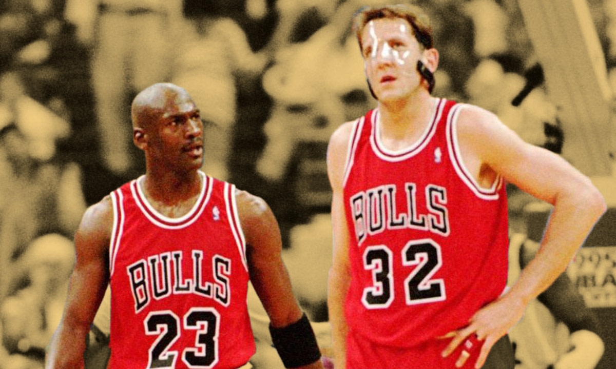"He was a jerk. He crossed the line numerous times" - Former Bulls center Will Perdue shreds Michael Jordan for being a horrible teammate