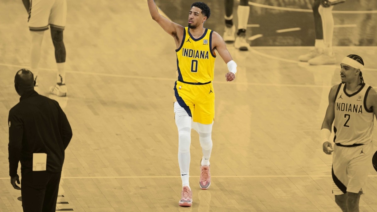 "The greatest debut of a shoe since Mike" - Jeff Teague says Tyrese Haliburton gave his new Puma shoes an iconic debut