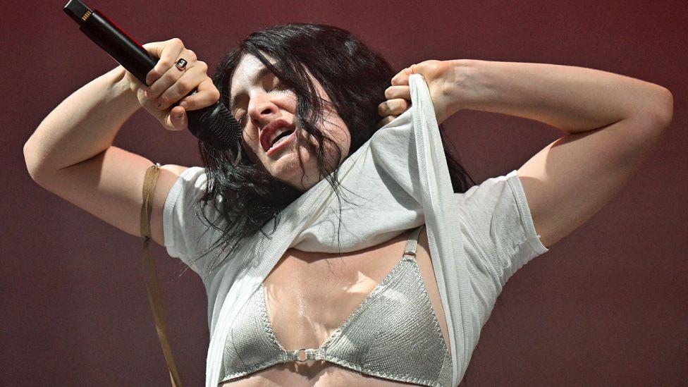 Lorde opens Glastonbury festival with surprise set