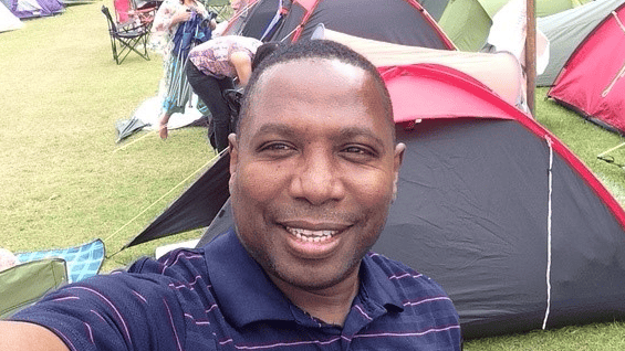 Man continues 33-year Wimbledon queue streak