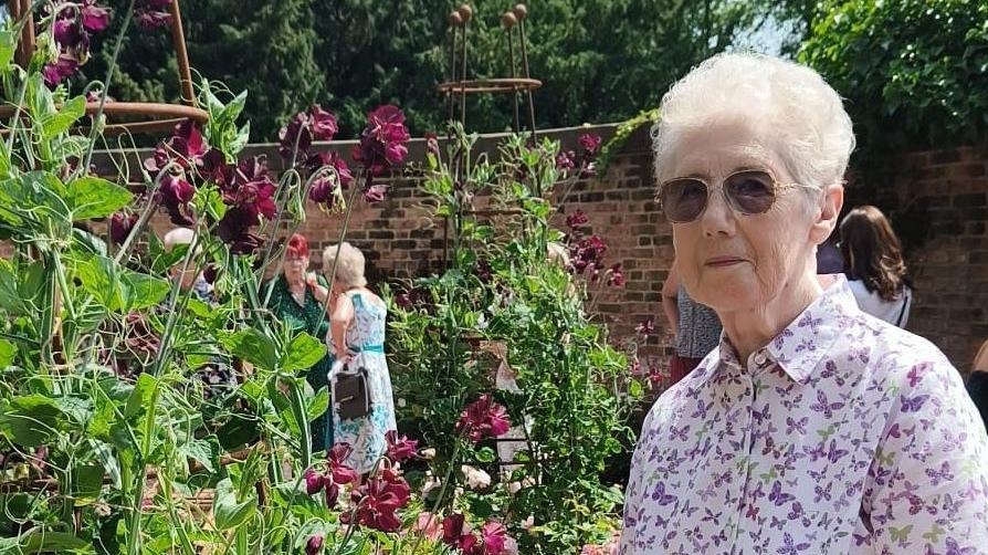 Rose garden the 'perfect tribute' to adventurer