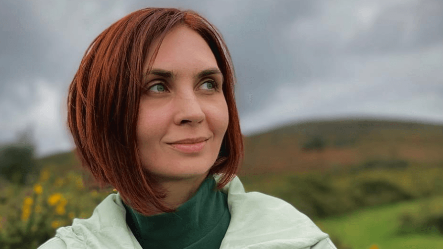 Ukrainian refugee scoops gold at honey awards