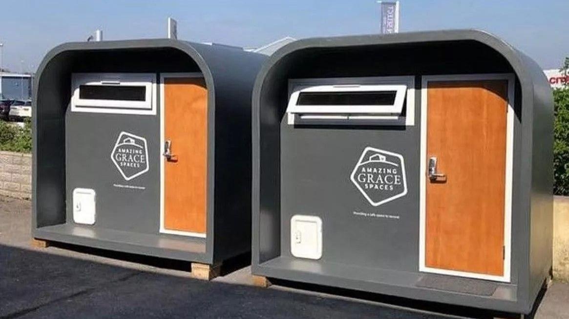 Sleeping pods for homeless approved for resort