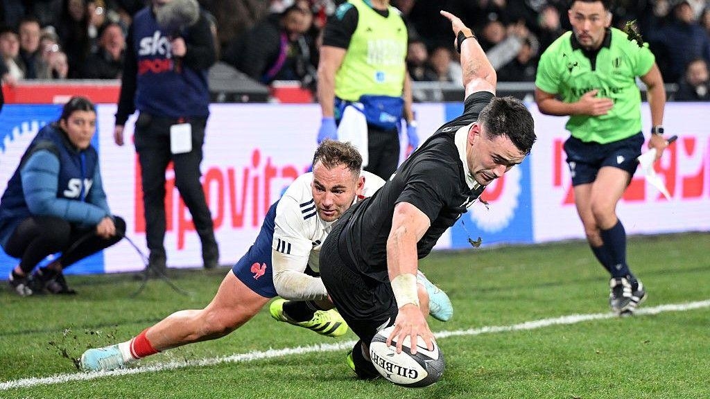 Sluggish New Zealand overcome depleted France