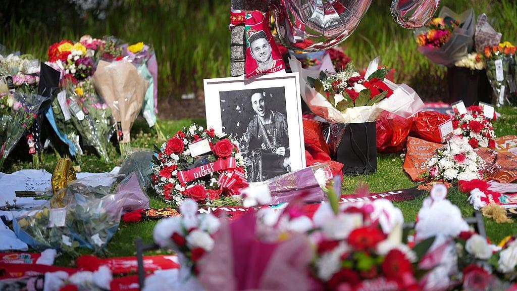 Liverpool plan Jota memorial sculpture at Anfield