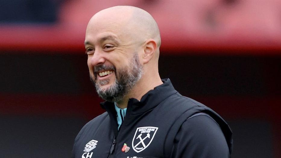 Healy named first MK Dons Women full-time boss