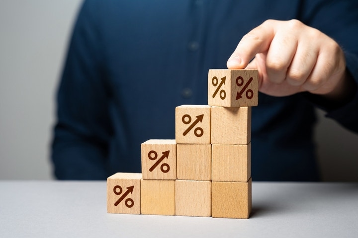 Dividend Investor Earning $44,000 a Month Shares His High-Yield Portfolio —'I Live Life, Save a Little'