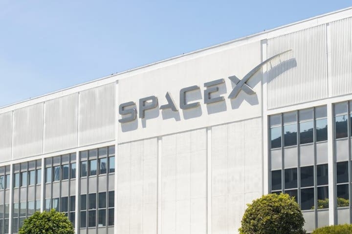 Elon Musk's SpaceX Moves Bitcoin For The First Time In 3 Years: Is A Sell-Off Incoming?