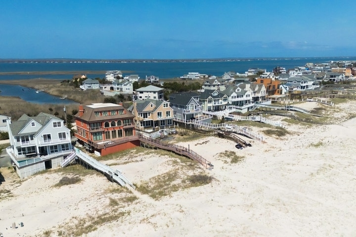 Bravo's Luann de Lesseps Is Renting Out Her Hamptons Home Seen on 'RHONY' for $150,000 This August