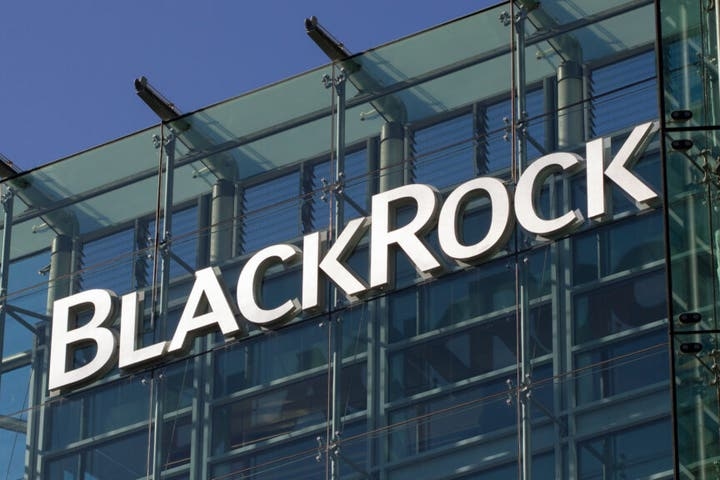 BlackRock XRP ETF Coming? Expert Says SEC Case Resolution 'Clears Way'