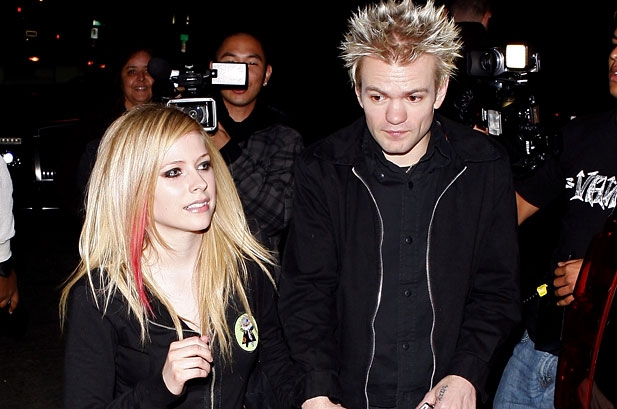 Avril Lavigne Reunites With Deryck Whibley for ‘In Too Deep' at Warped Tour