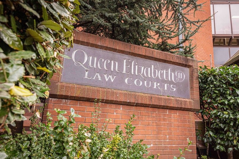 Judge gives woman 118 reasons to ditch crook boyfriend after bizarre crime spree