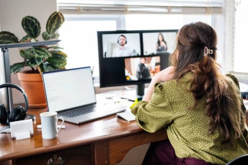 More than a third of UK workers worried after back to office mandates