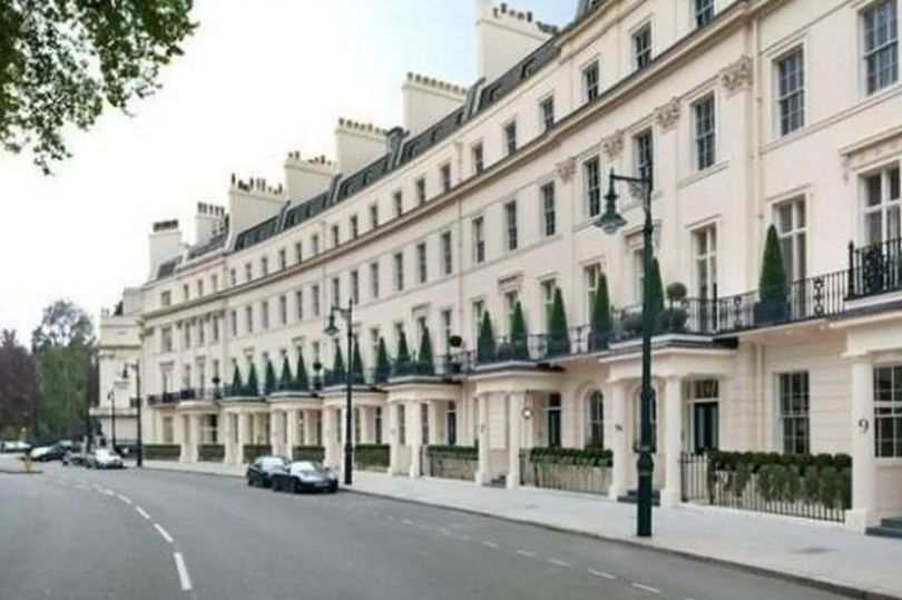 Wealthy UK households rush to leave England over tax change