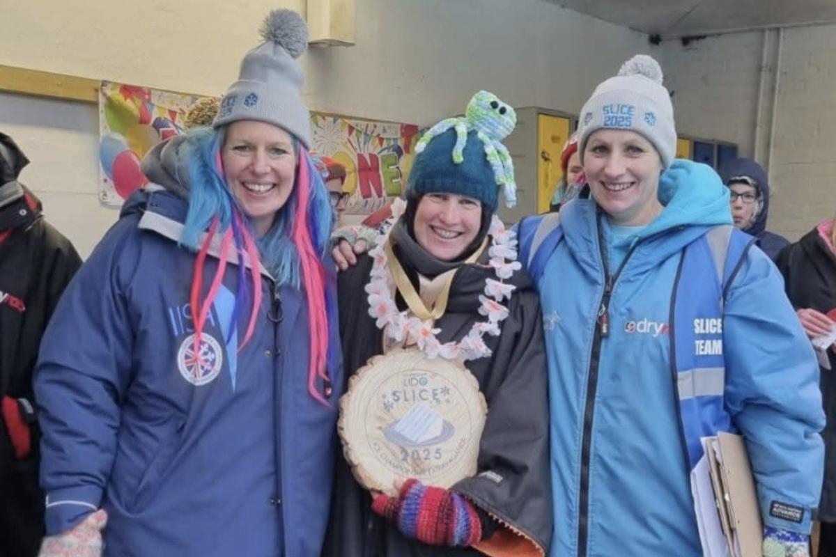 First competitive ice swimming event held in Dorset