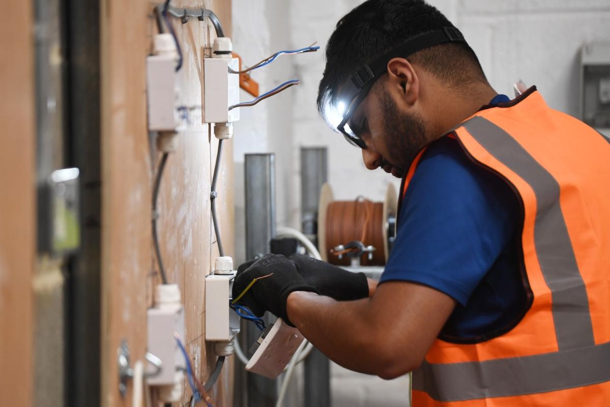 Free electrical and plumbing sessions for young people announced