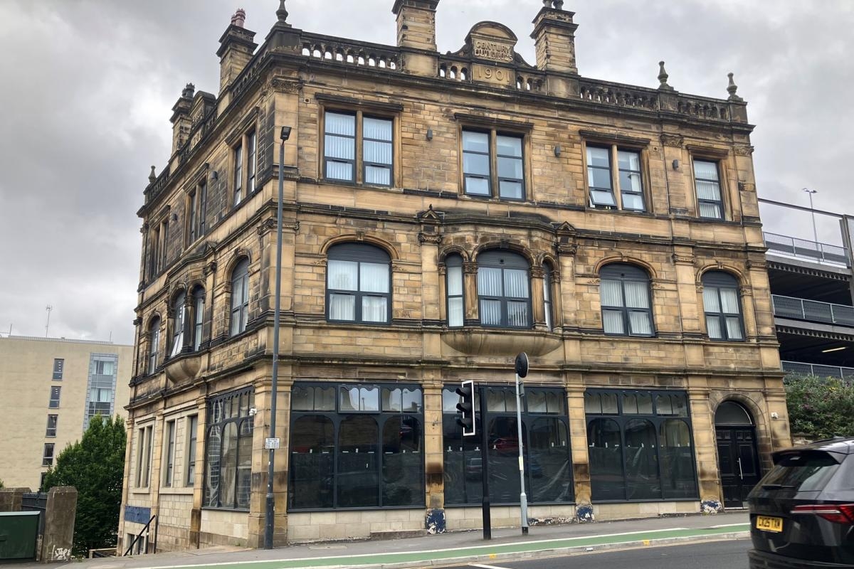 Plan to turn last remaining retail space in city centre building into flats