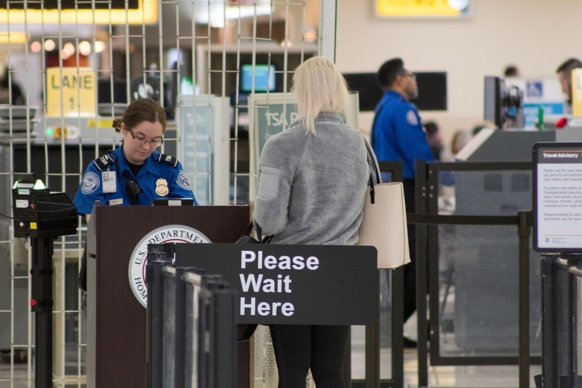 Somalia among 12 countries included in new Trump travel ban