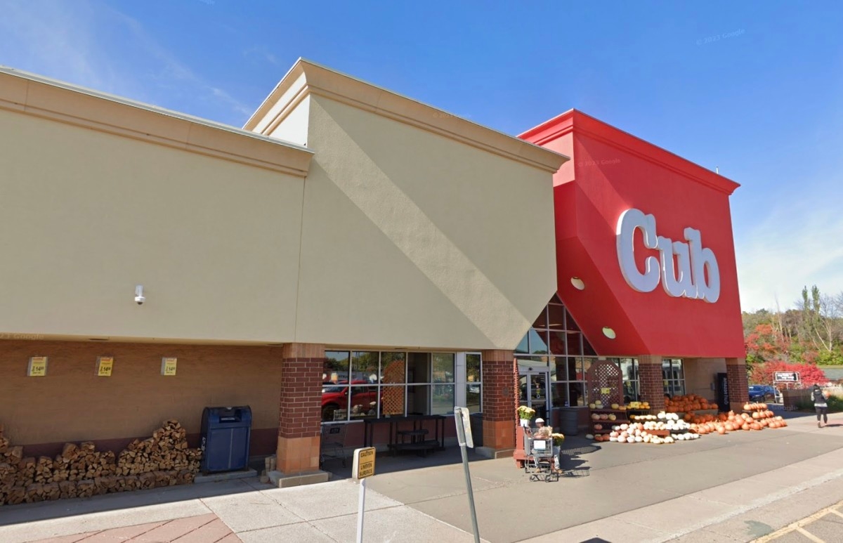 Cub Foods evacuated after caller says bomb will go off 'in 20 minutes'